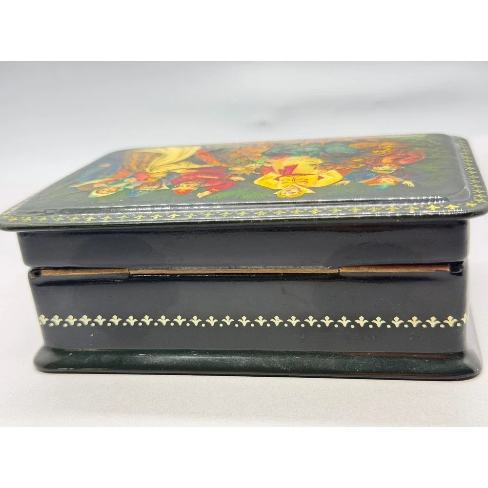 VTG Trinket Red Lacquer Interior Hand Painted n Foil Trinket Box Fairy Tail READ